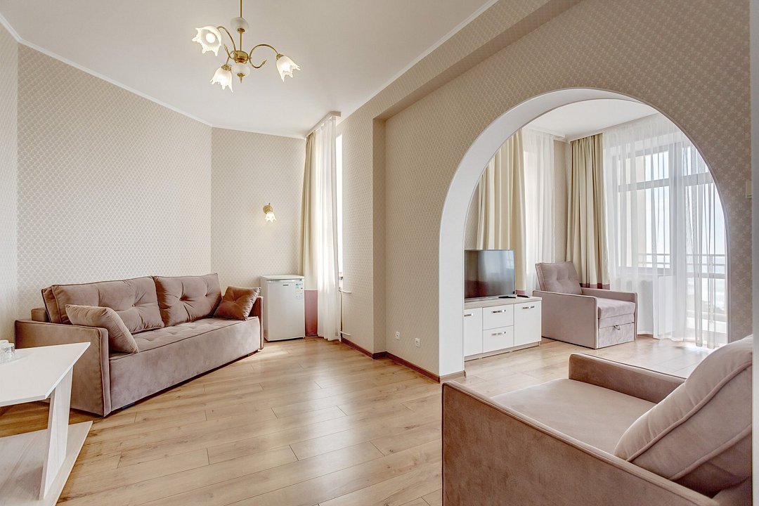 Люкс 2-местный 2-комнатный (корпус 5)