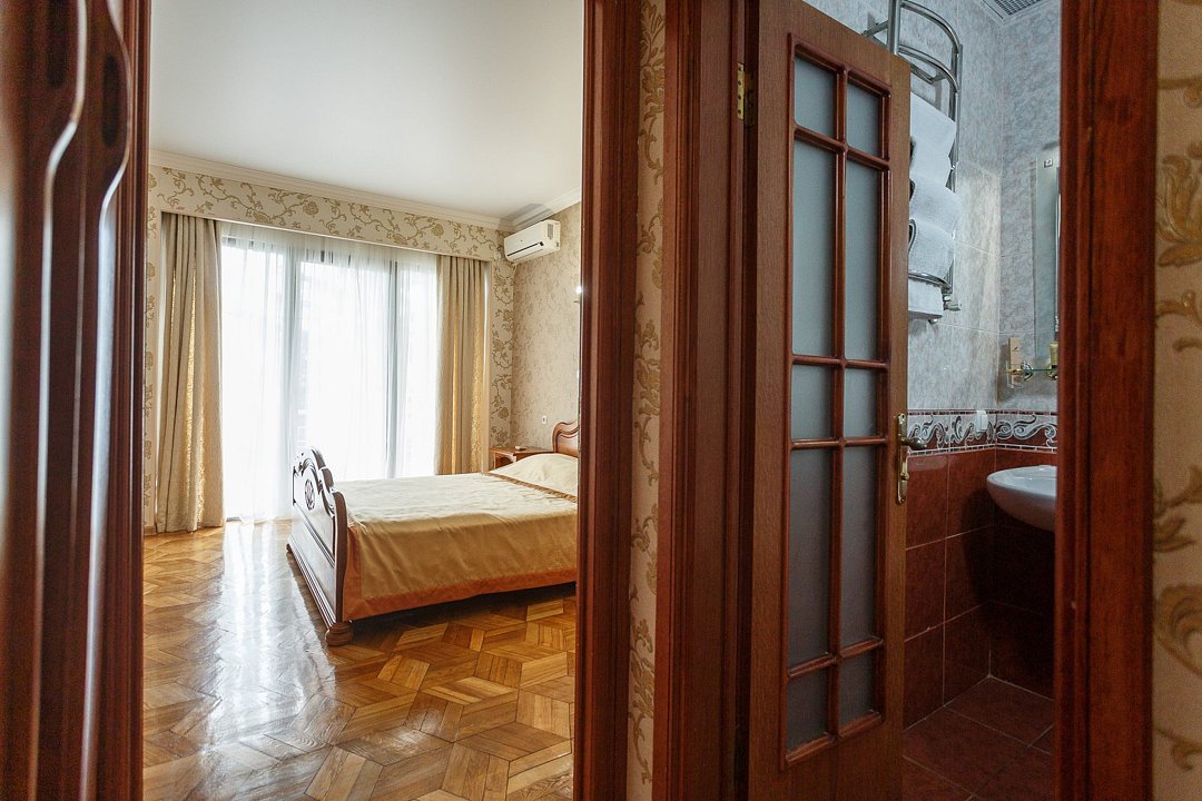 Люкс 2-местный 2-комнатный (корпус №2)