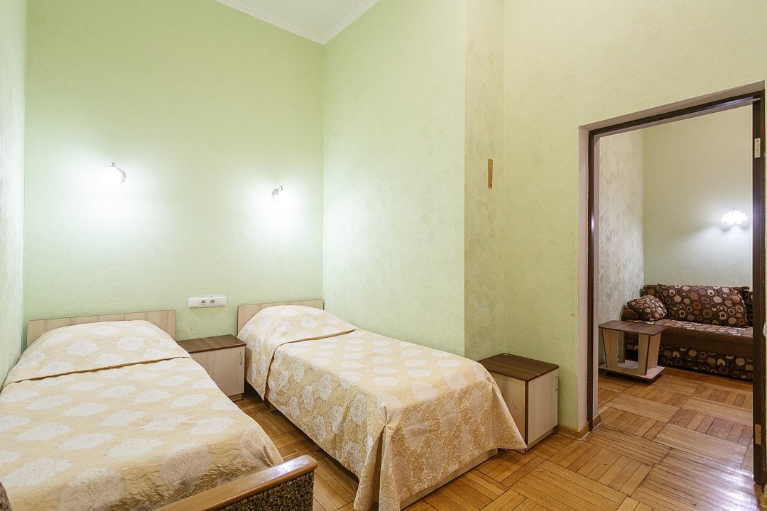 Стандартный 2-местный 2-комнатный (с балконом, корпус 4)