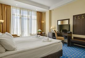1-мест. (разм. в 2-мест.) Deluxe (вид на море), Отель Бристоль, Ялта