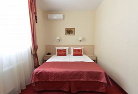 3-мест. (разм. в 4-мест.) станд. с балк., Отель Афродита, Сочи