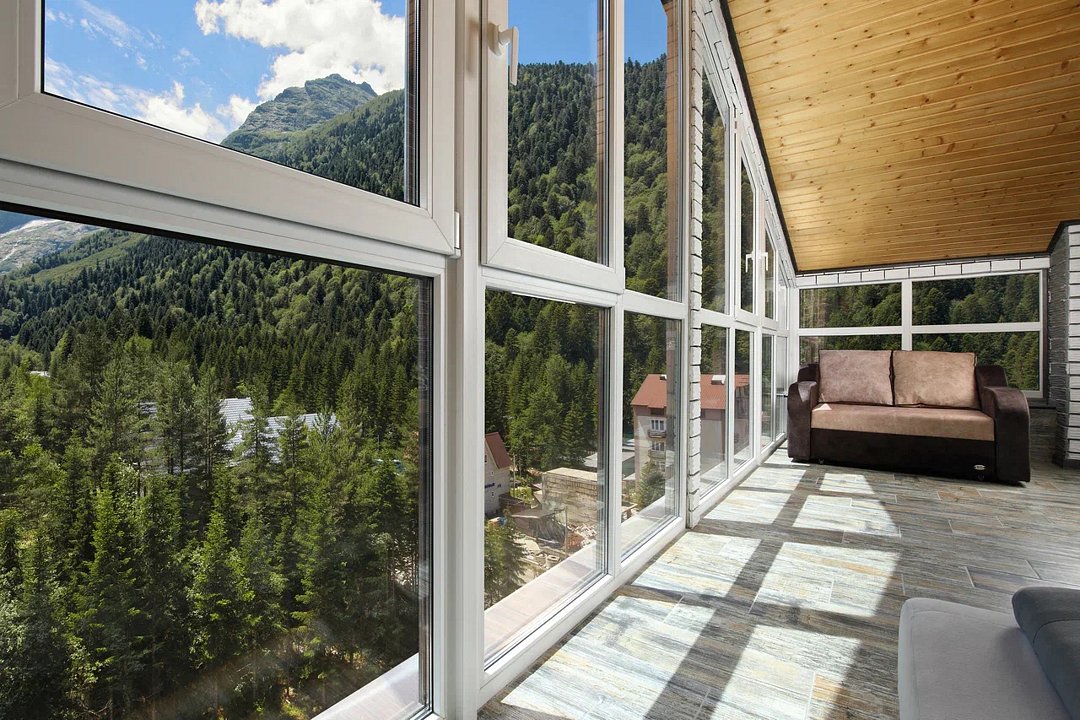 Люкс 2-местный 1-комнатный (с панорамным видом)