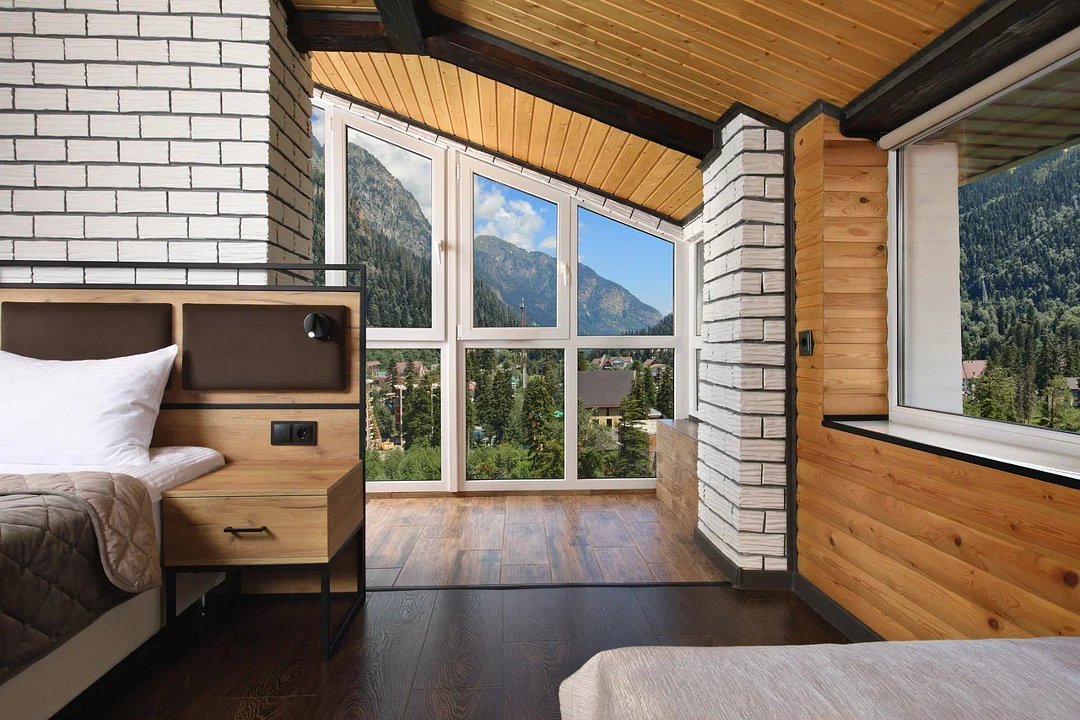 Люкс 2-местный 1-комнатный (с панорамным видом)