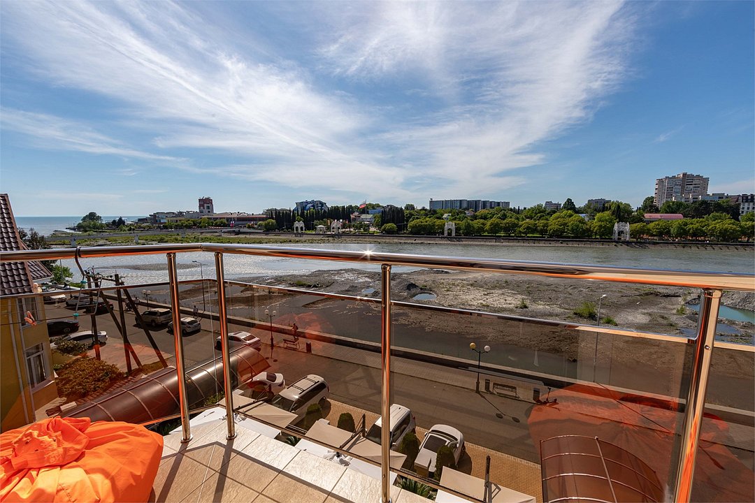 Стандартный Семейный 2-местный (вид на реку)