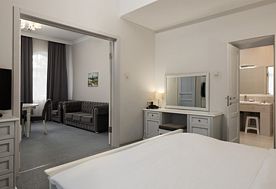1-мест. (разм. в 2-мест.) 3-комн. апартамент с кухней, корп. "Салют", Санаторий Мыс Видный , Сочи