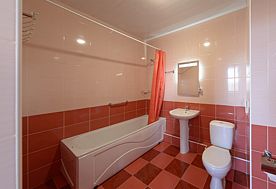 1-мест. (разм. в 2-мест.) полулюкс семейный, Отель Лагуна, Кисловодск