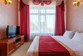 1-мест. (разм. в 2-мест.) полулюкс, Отель Феодосия, Феодосия