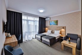 Улучшенный с большим балконом, Отель Версаль, Геленджик
