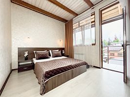 Супериор с балконом и видом на горы, Отель Greek House, Красная поляна