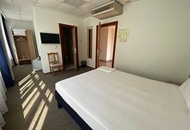 1-мест. (разм. в 2-мест.) станд. с двусп. кроватью+доп.место 0-12 в Главн. корпусе, Оздоровительный комплекс Дивный, Лоо