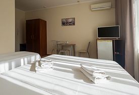 2-мест.(разм. в 3-мест.) комфорт, Отель Морская волна, Анапа