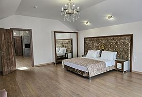 1-мест. (разм. в 4-мест.) 2-комн. апартаменты люкс, Гостиница Сенатор НеоЛит, Сочи