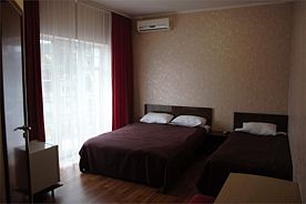 Трехместный номер с балконом, Отель Гермес, Горячий Ключ