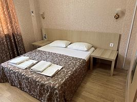 Двухместный "Стандарт" 1 этаж (без балкона), Отель Диана, Кабардинка