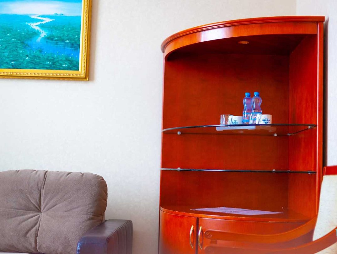 Люкс 2-местный 2-комнатный (без балкона)