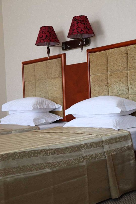 Люкс 4-местный 3-комнатный