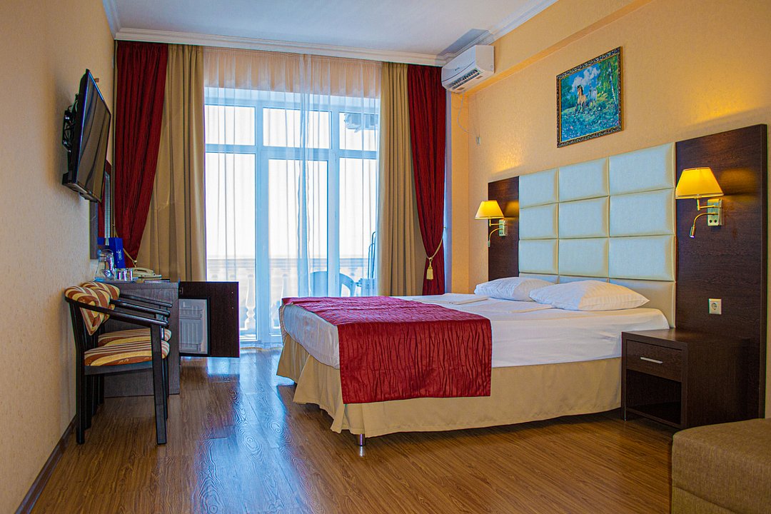 Стандартный 2-местный (с балконом, вид на море)