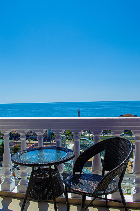 Стандартный 2-местный (с балконом, вид на море)