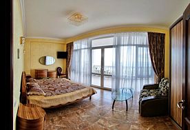1-мест. (разм. в 2-мест.) станд. семейный, Отель Александрия, Ялта