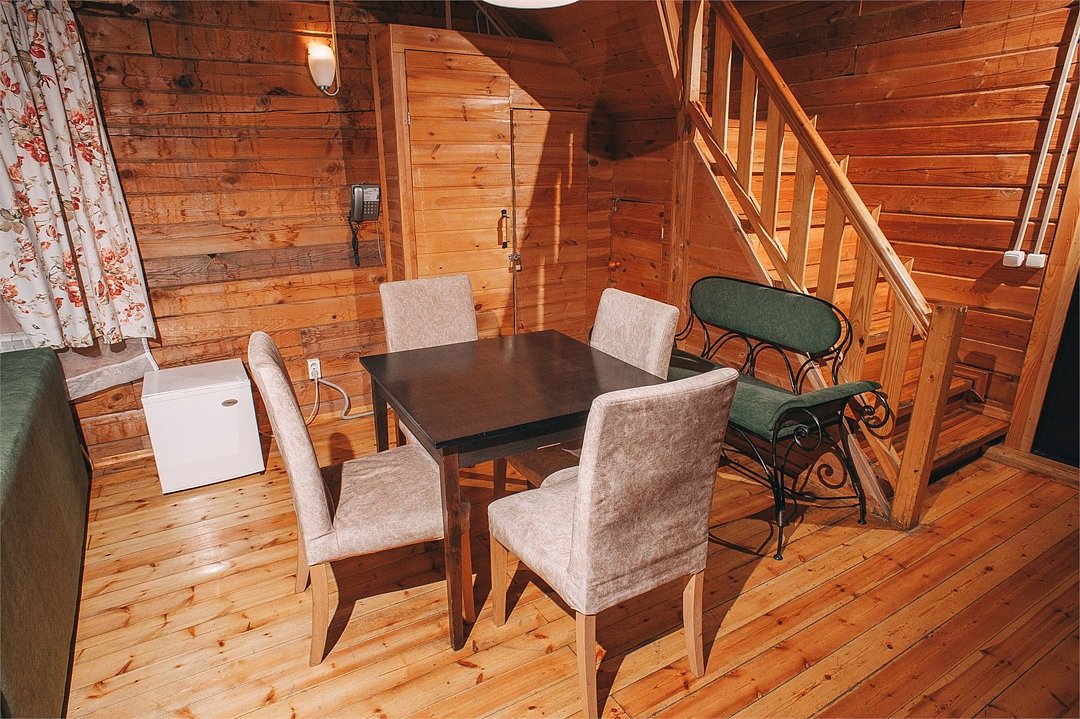 Дом 4-местный (с сауной и купелью)