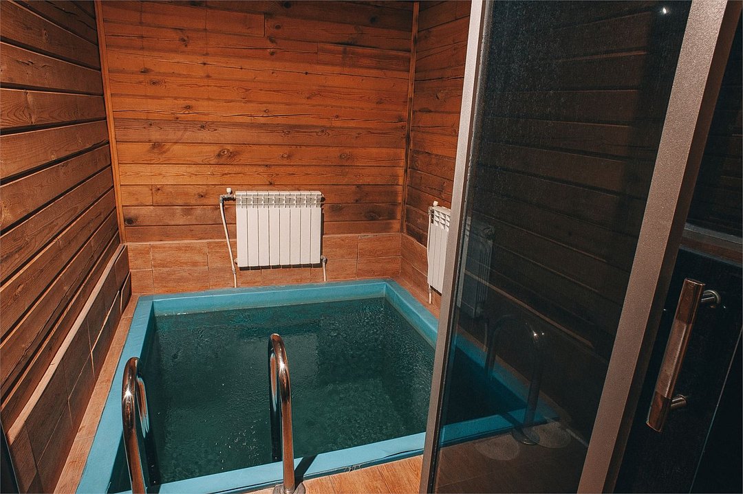 Дом 4-местный (с сауной и купелью)