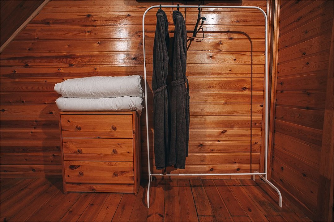 Дом 4-местный 2-комнатный (с сауной и купелью)