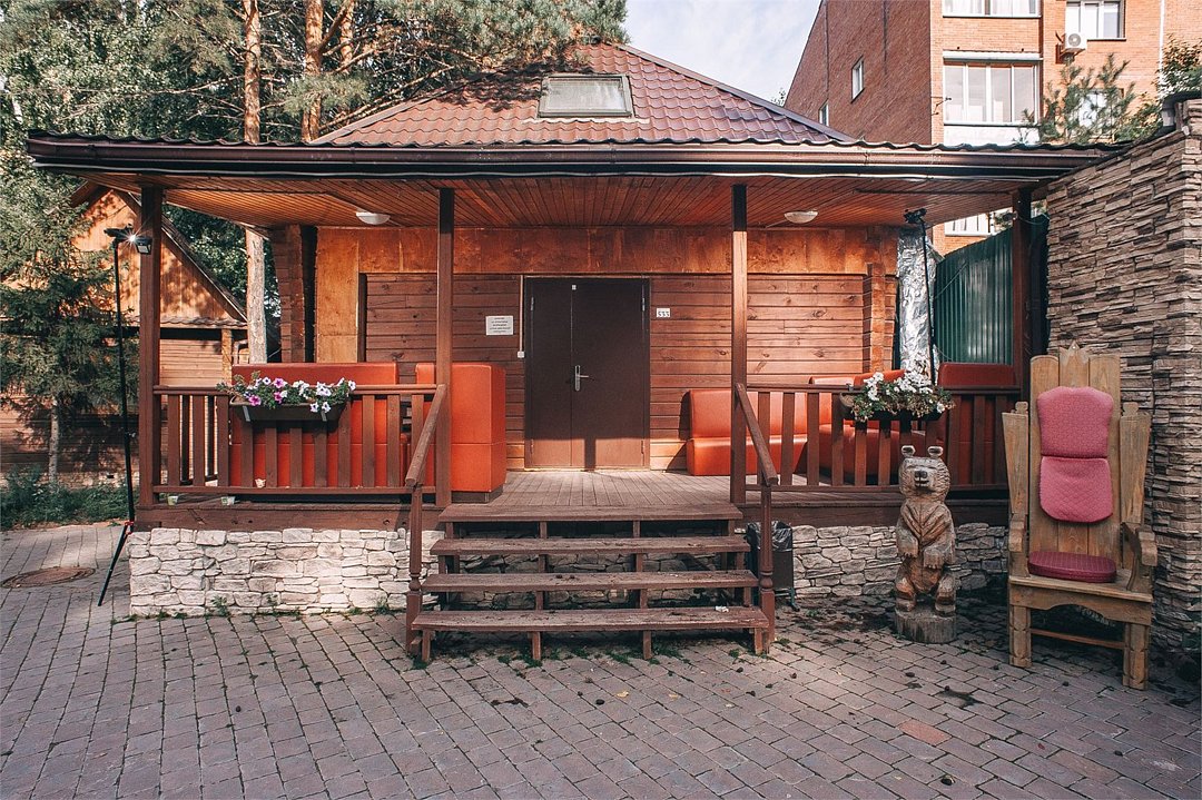 Дом 4-местный 2-комнатный (с сауной и купелью)