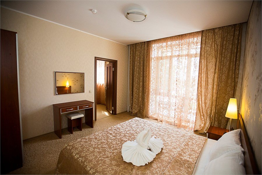 Люкс 2-местный (вид на море)