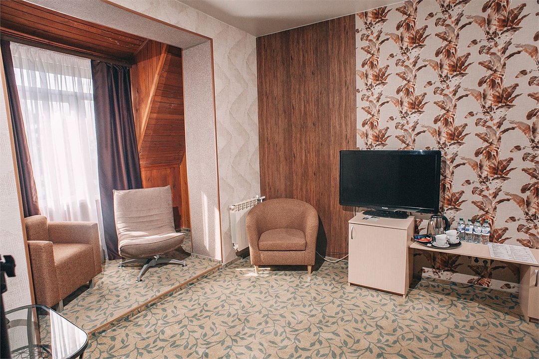 Люкс 2-местный (вид на сад)