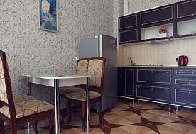 4-мест. 3-комн. семейный люкс, Отель Фламинго, Партенит