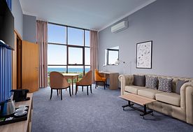 3-мест. Suite deluxe, Отель Beton Brut , Анапа