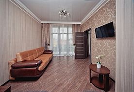 2-мест. 2-комн. улучш. люкс с балк., Отель Мари, Геленджик