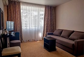 1-мест. (разм. в 2-мест.) 2-комн. люкс (вид на море), корп. 1, Парк-отель Небуг, Небуг