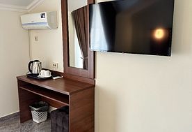 3-мест. (разм. в 5-мест.) 2-комн. люкс с балк. (кровать king size), Пансионат Фэмили Витязево, Витязево