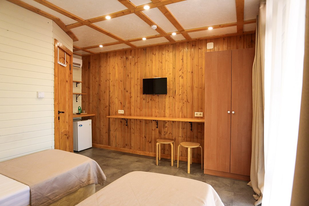 Стандартный 2-местный (с балконом, корпус 1,3,4)