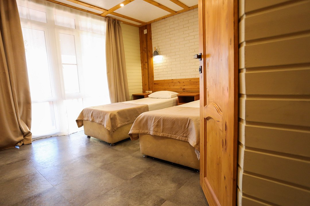 Стандартный 2-местный (с балконом, корпус 1,3,4)