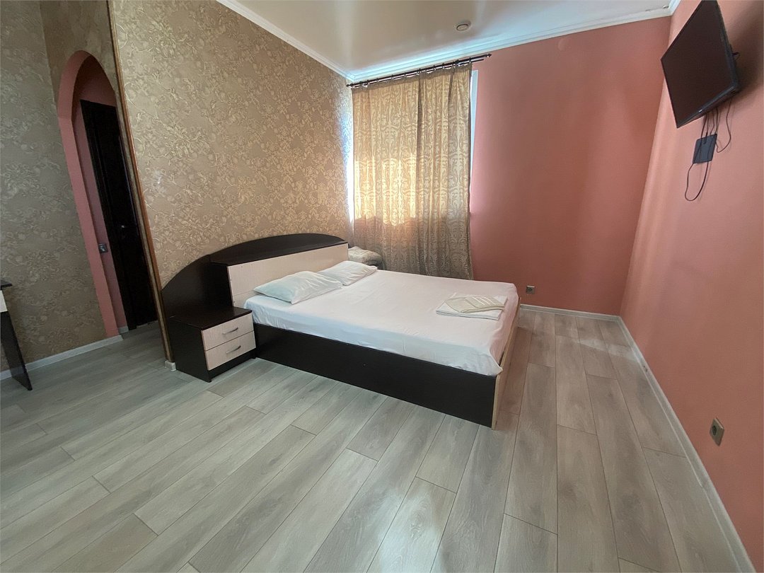 Стандартный 2-местный (DBL, с балконом, корпус №1)