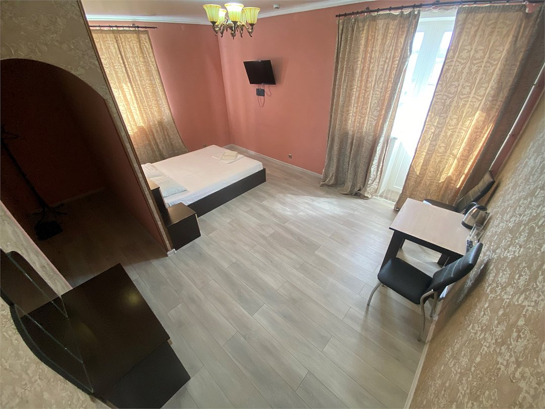 Стандартный 2-местный (DBL, с балконом, корпус №1)