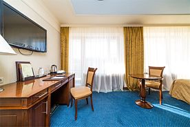 Супериор вид на озеро, Отель Mistral Hotel & Spa, село Рождествено