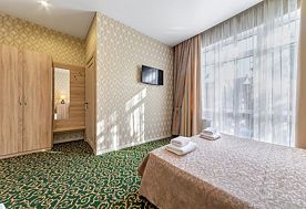 2-мест.(разм. в 3-мест.) станд. с террасой, Отель Премьер, Геленджик