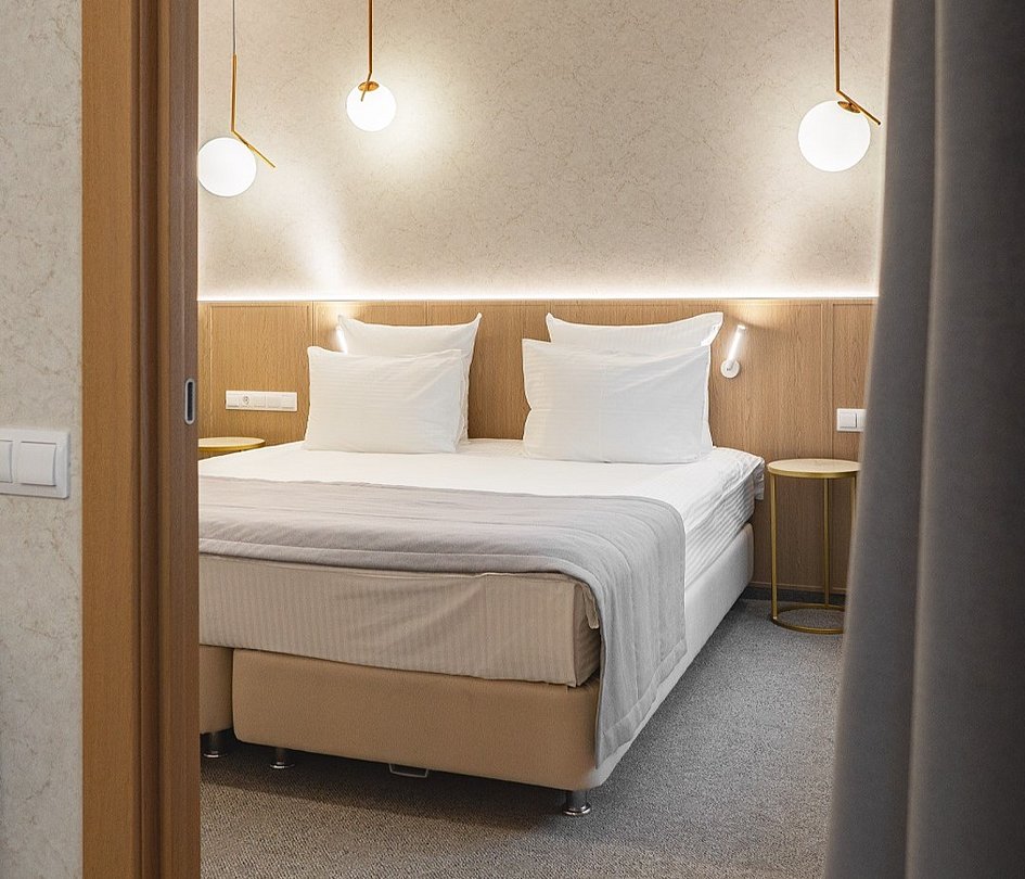 Люкс 2-местный 2-комнатный (корпус №3 «Хвойный»)