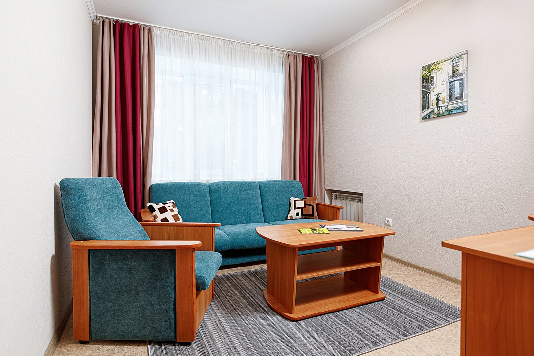 Семейный 2-местный 2-комнатный (№1 «Солнечный»)