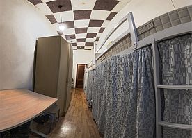 №10 (6-ти местный общий номер ) второй ярус, Хостел Комфорт Парк ВДНХ, Москва