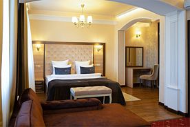 Luxe KING, Гостиница Вилла Маралис, Кемерово
