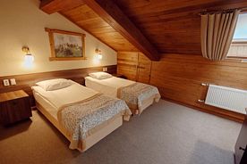 Двухместный номер Стандарт Мансарда 2 отдельные кровати, Гостиничный комплекс Алеша Попович Двор, Ярославль
