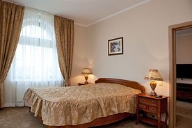 Двухместный люкс двуспальная кровать, AZIMUT-отель Ярославль, Ярославль