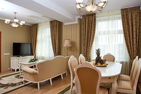 Люкс Superior с красивым видом из окна, AZIMUT-отель Ярославль, Ярославль