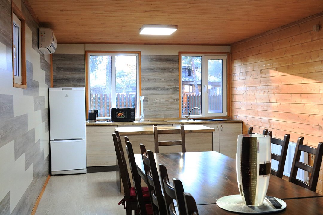 Коттедж 6-местный 1-комнатный №1,2,3 (Праздничный)