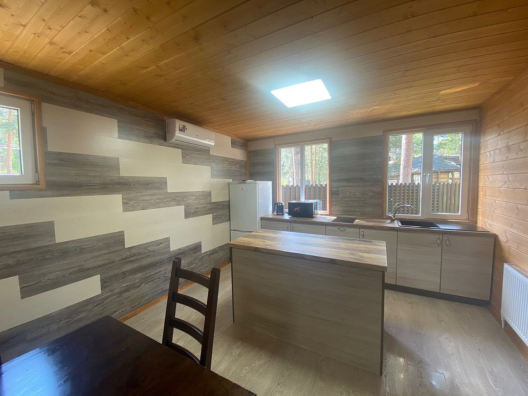 Коттедж 6-местный 1-комнатный №1,2,3 (Праздничный)