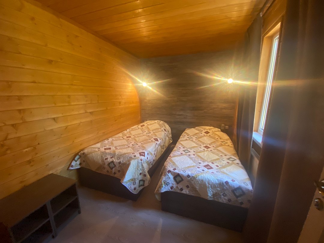 Коттедж 6-местный 1-комнатный №1,2,3 (Праздничный)